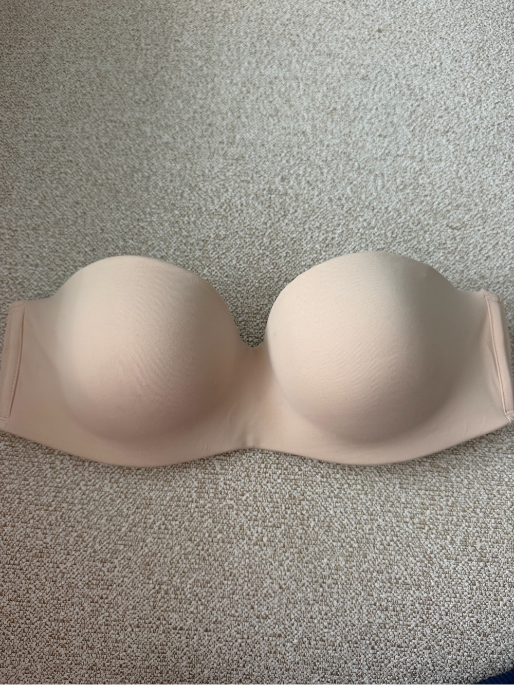 Strapless Seamless Nude Push-Up Bra by Vs